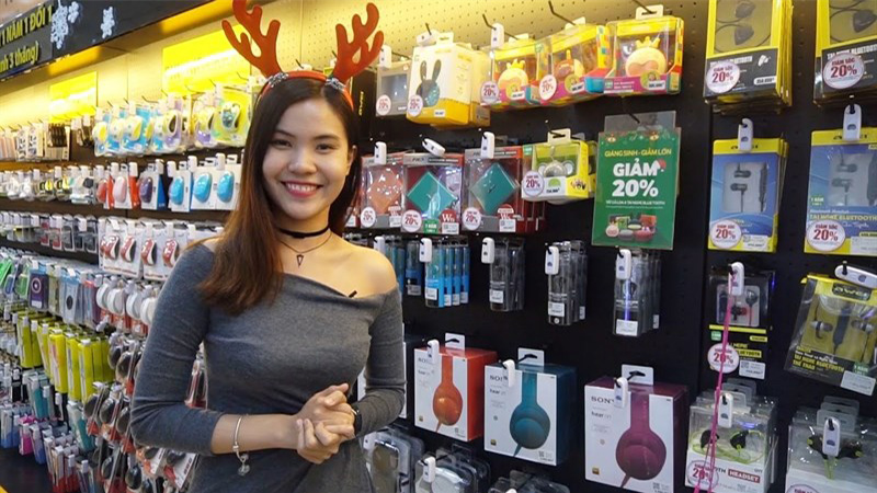 Gian hàng tai nghe tại Thế Giới Di Động